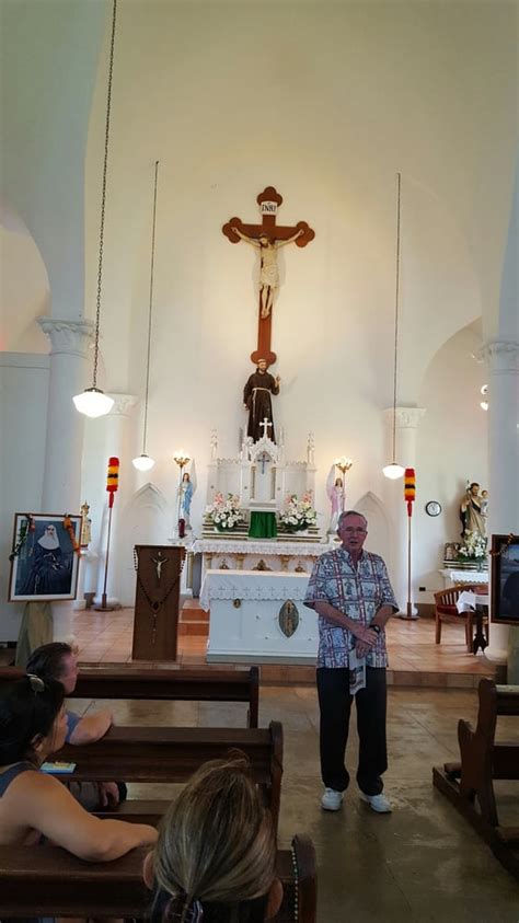 Father Damien Tours